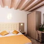 Inn Stravedo 3*